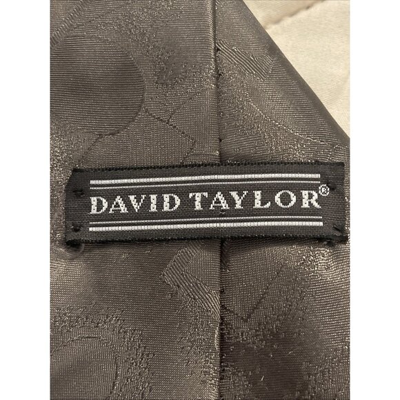 Green Tone On Tone Abstract Men's Tie 100% Polyester USA  3.75x56”  David Taylor - Picture 6 of 7